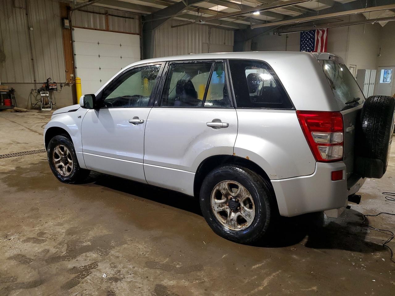 2006 Suzuki Grand Vitara - Image 2
