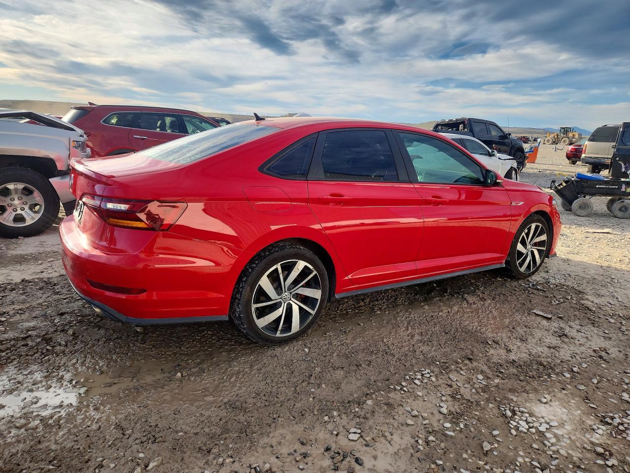 2019 Volkswagen Jetta Gli - Image 3
