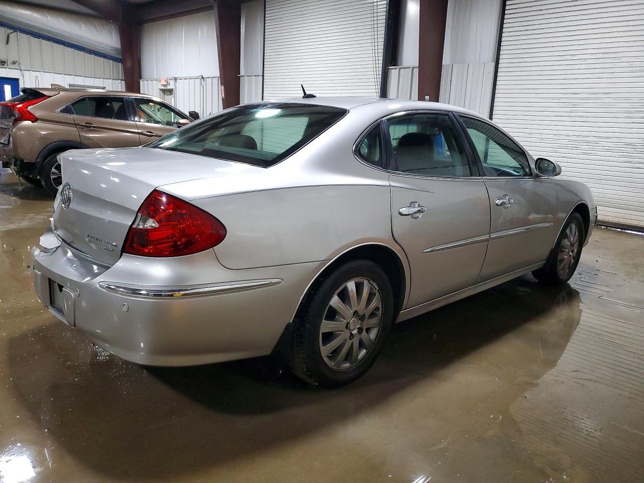 2007 Buick Lacrosse Cxl - Image 3