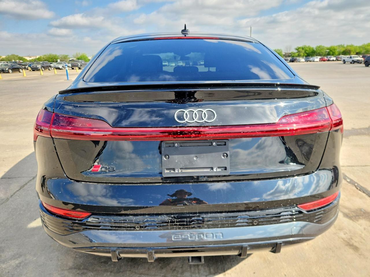 2024 Audi Q8 E-Tron Sportback Premium Plus - Фото 6
