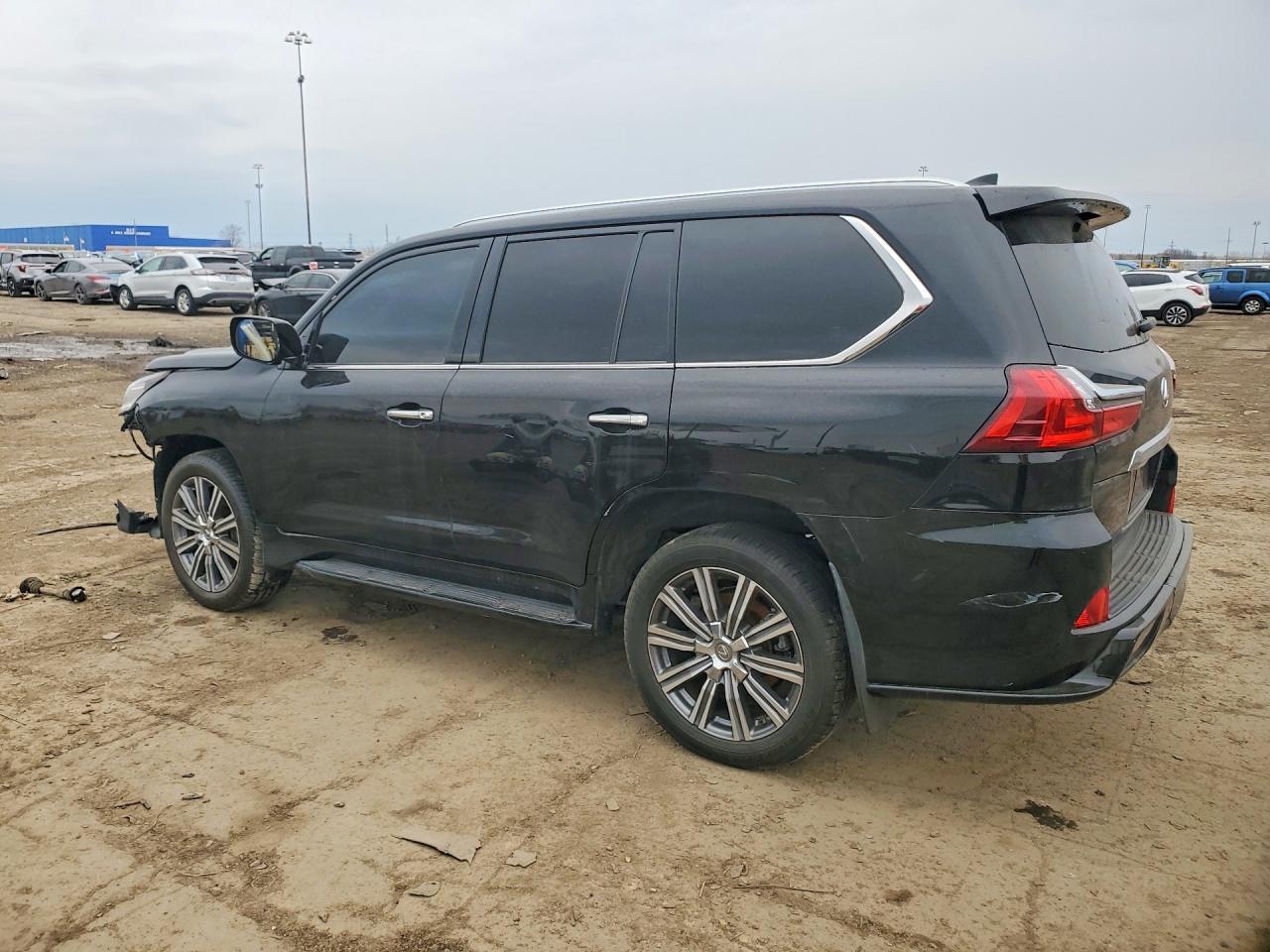 2016 Lexus Lx 570 Base - Фото 2