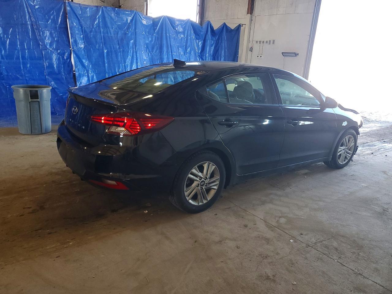 2020 Hyundai Elantra Sel - Фото 3