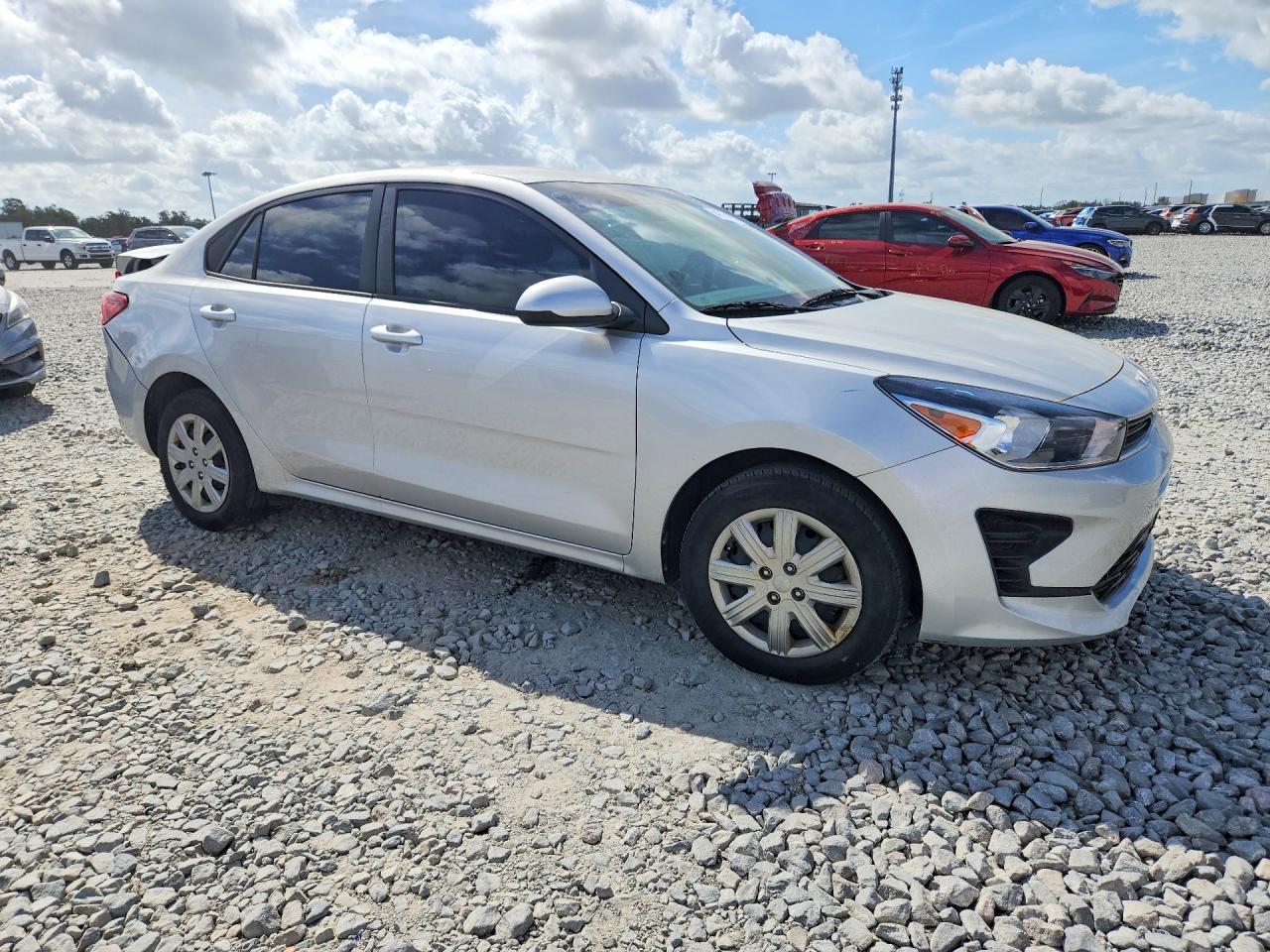 2023 Kia Rio S - Image 4
