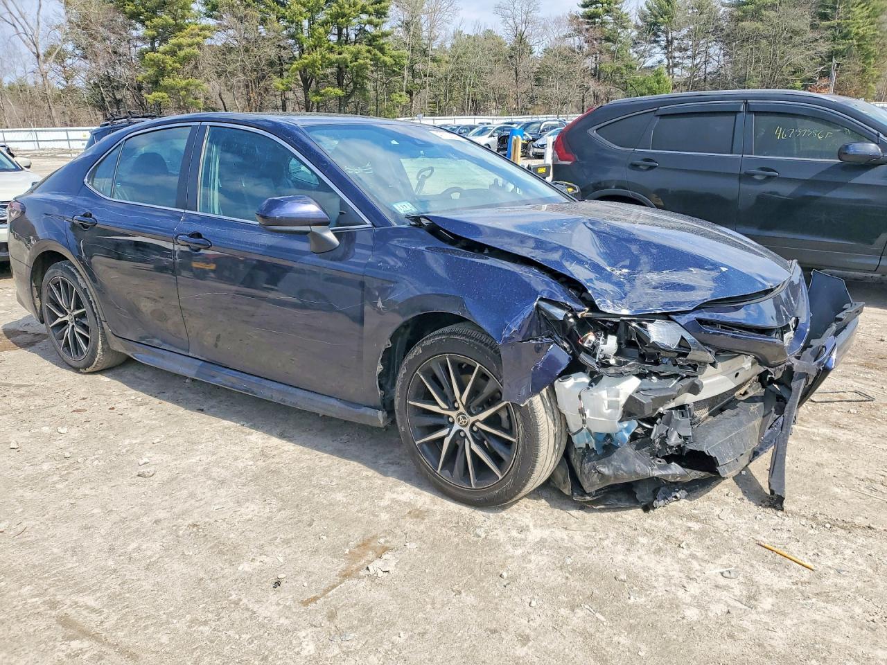 2021 Toyota Camry Se - Image 4