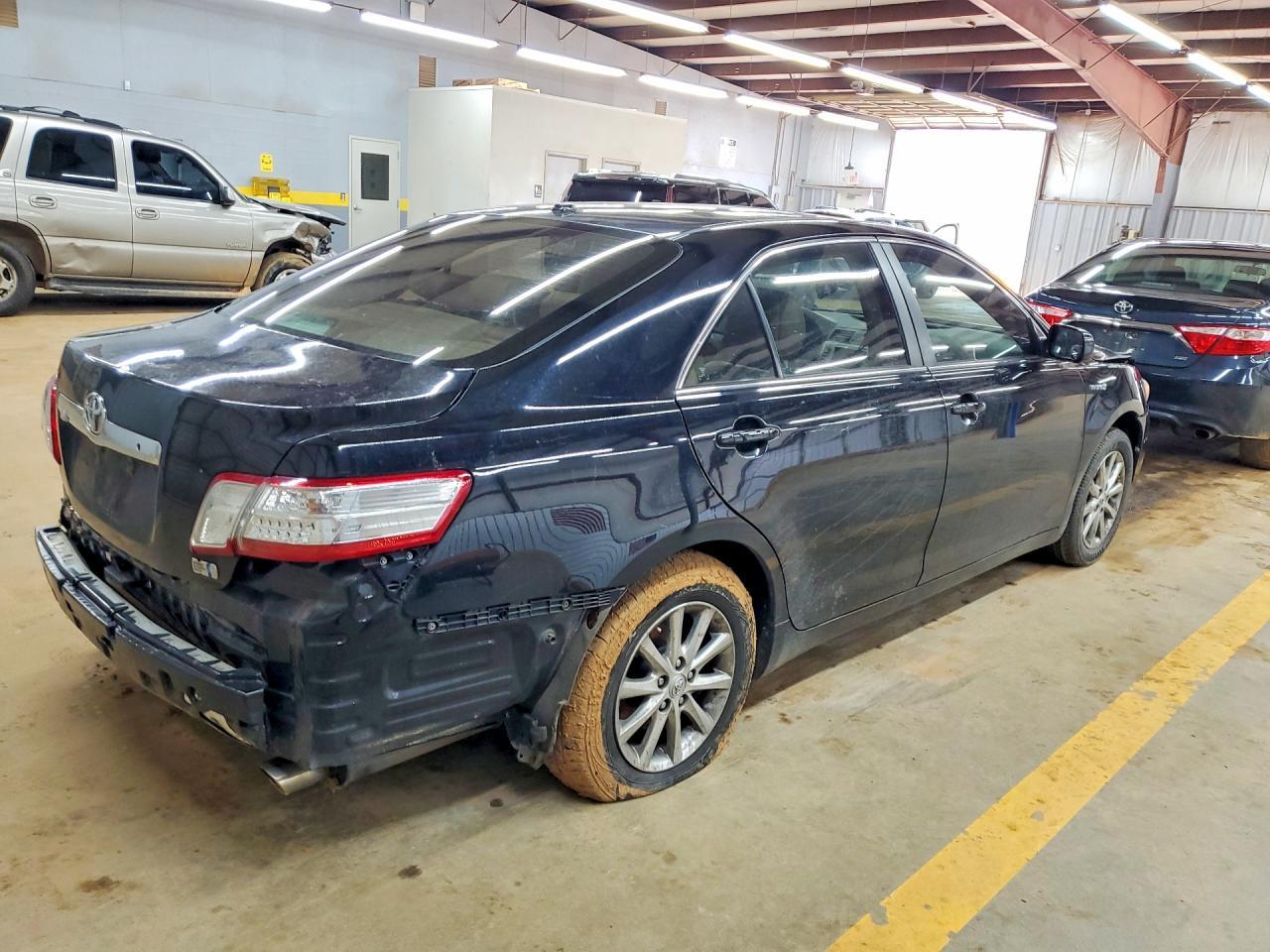 2010 Toyota Camry Hybrid Base - Фото 3
