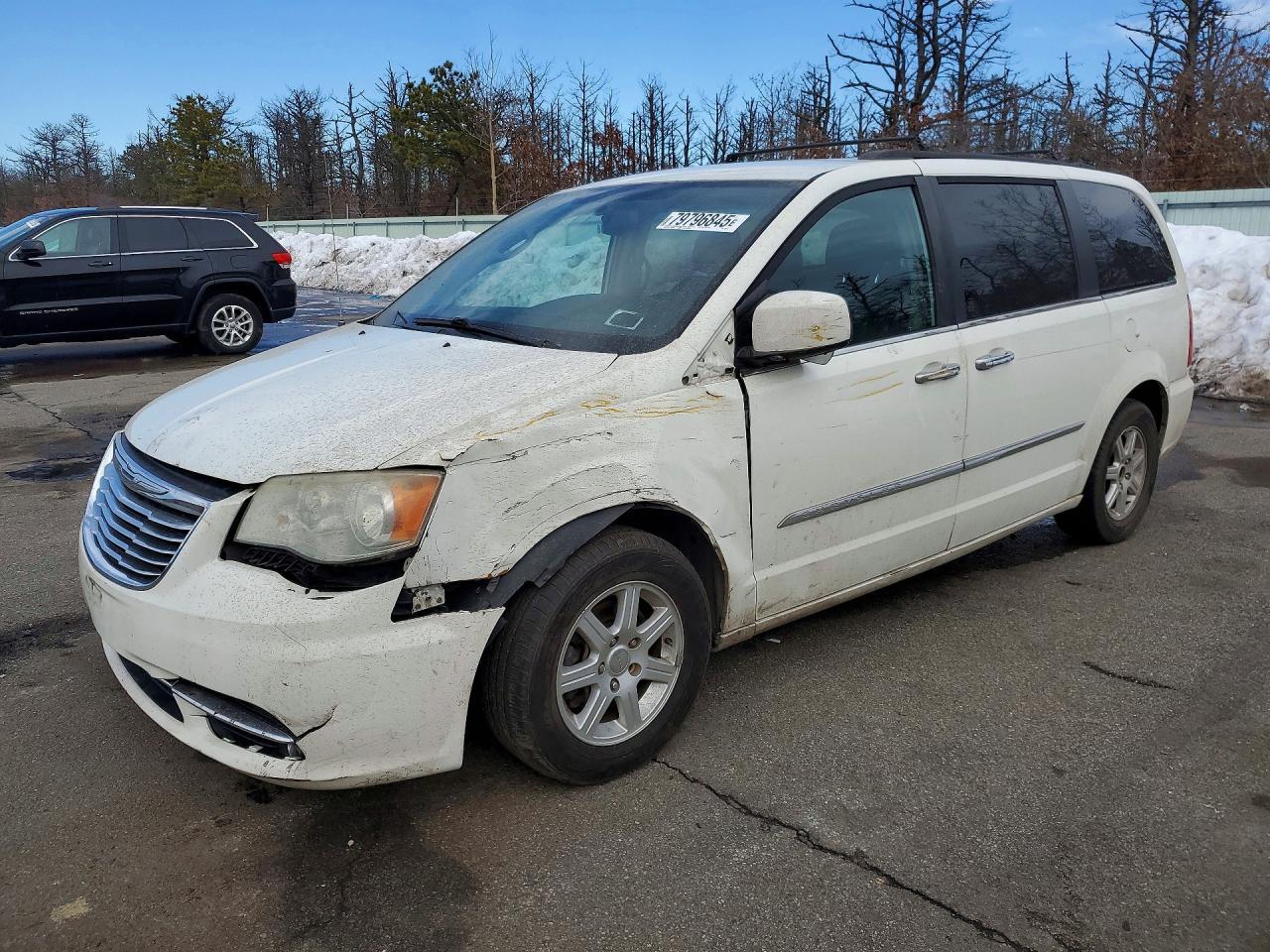 2011 Chrysler Town & Country Touring