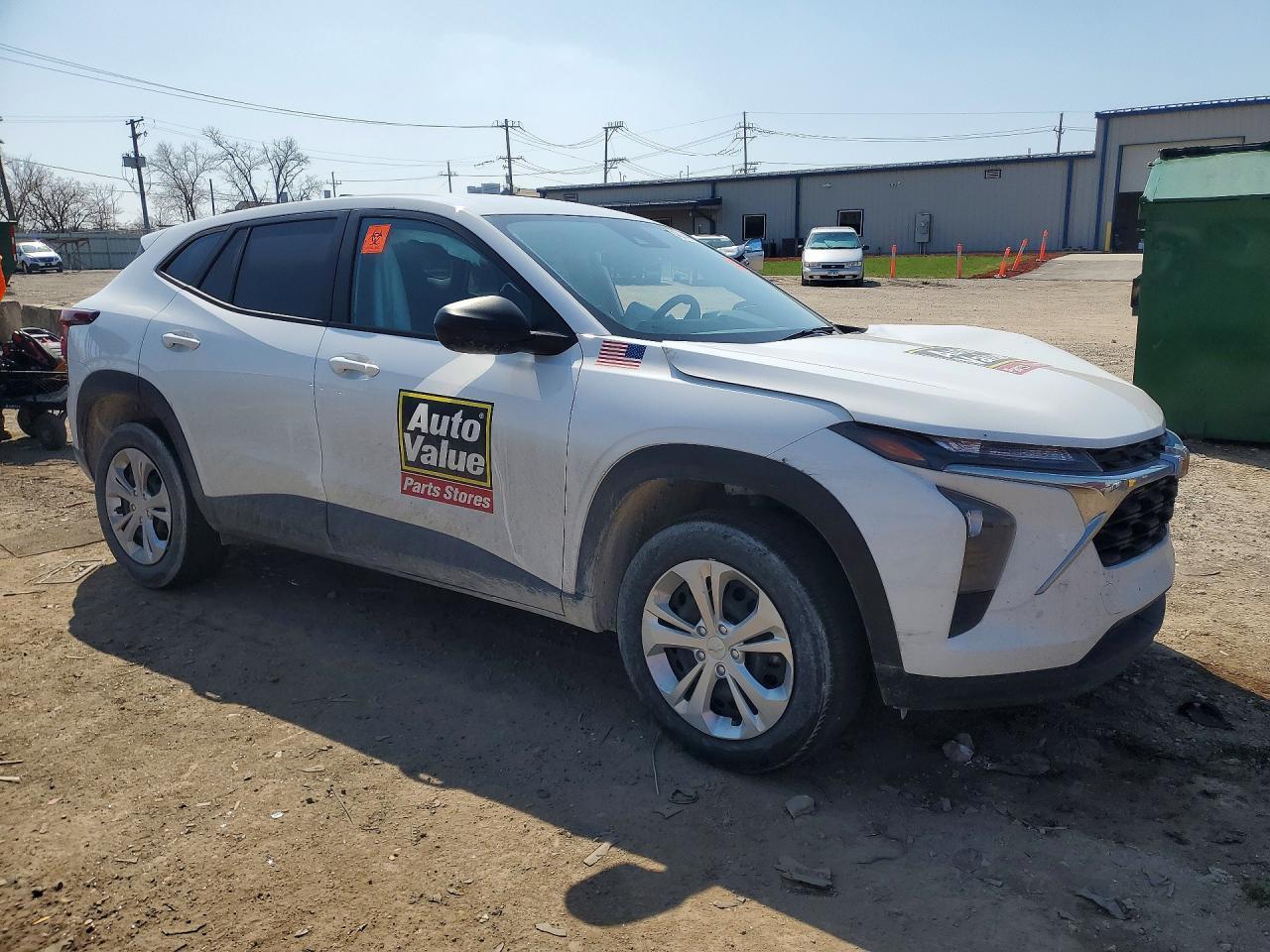 2025 Chevrolet Trax Ls - Image 4