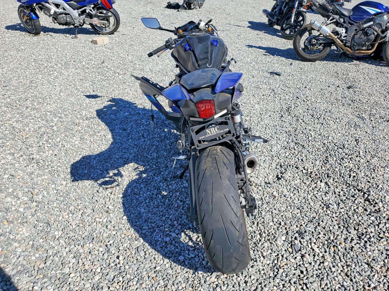 2024 Yamaha Yzfr7 - Фото 4