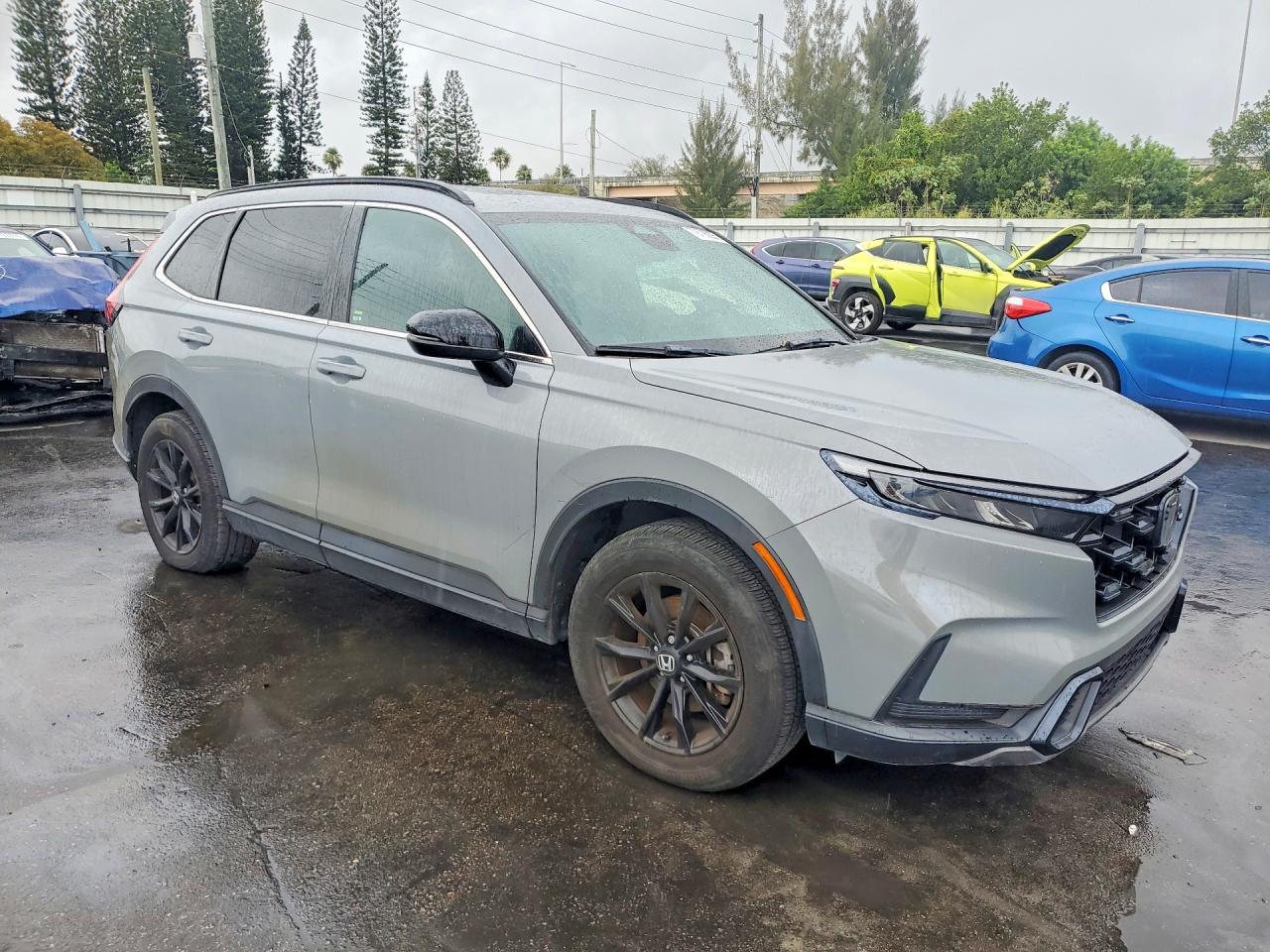 2023 Honda Cr-V Sport - Image 4