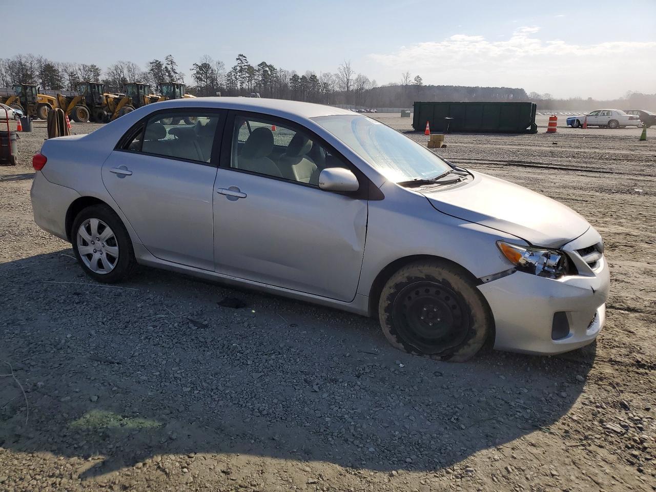 2012 Toyota Corolla Le - Фото 4