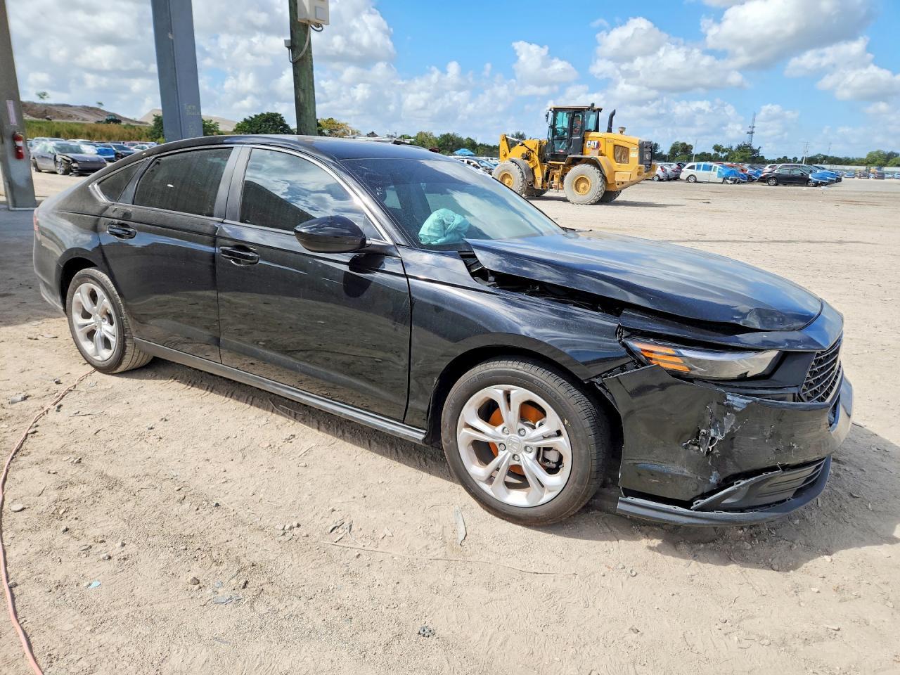 2025 Honda Accord Lx - Image 4