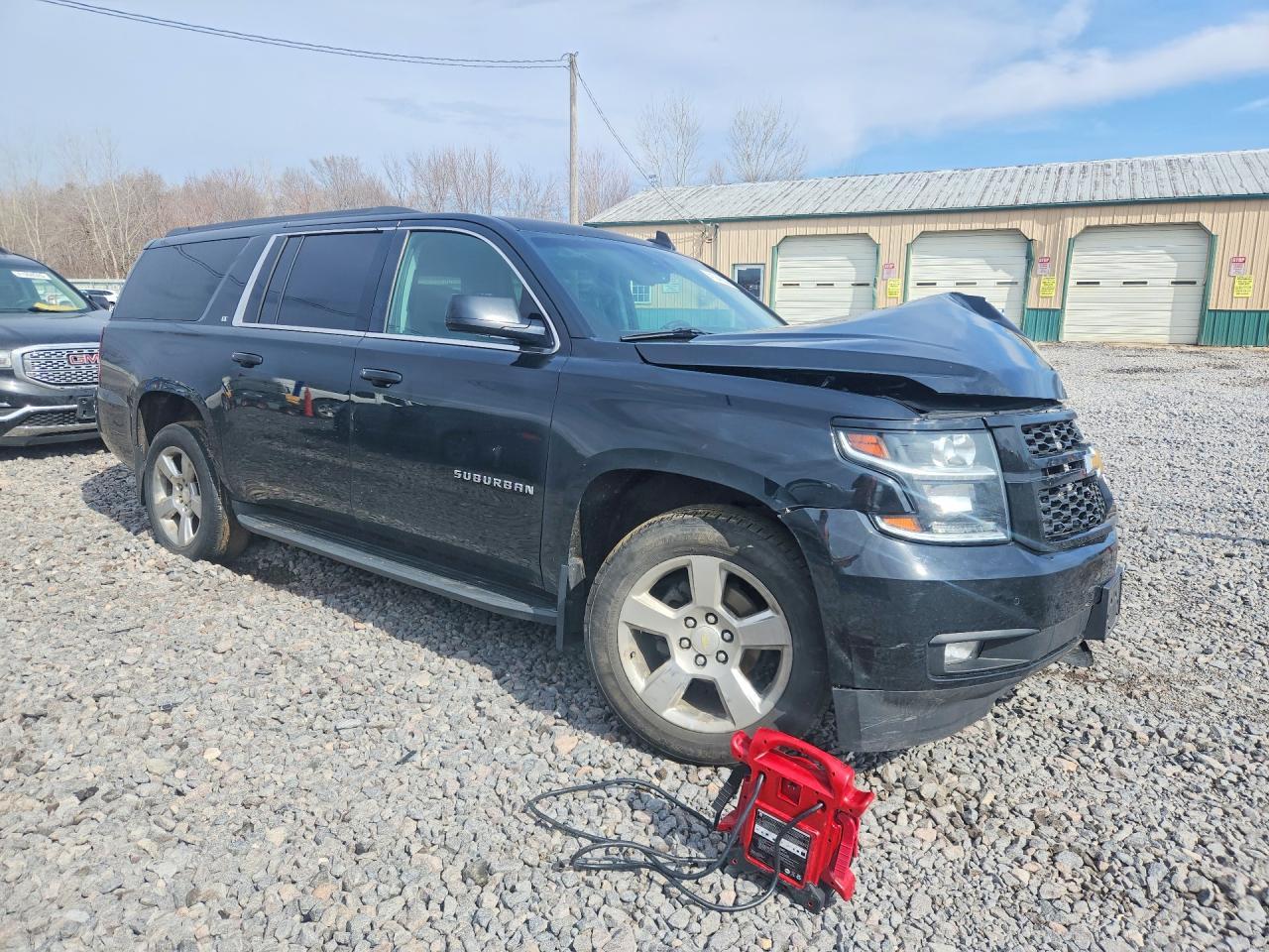 2016 Chevrolet Suburban K1500 Lt - Image 4