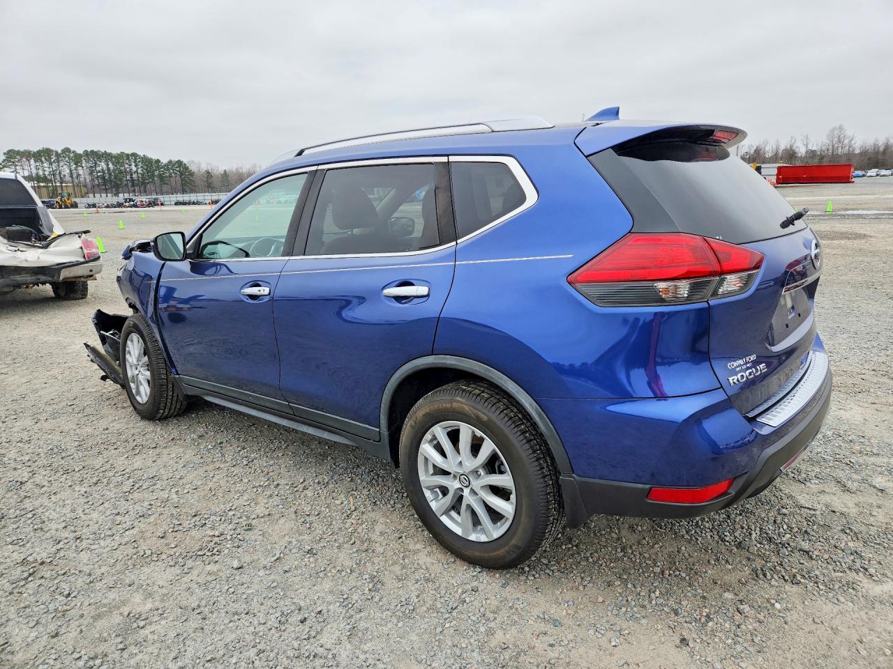 2017 Nissan Rogue Sv - Фото 2