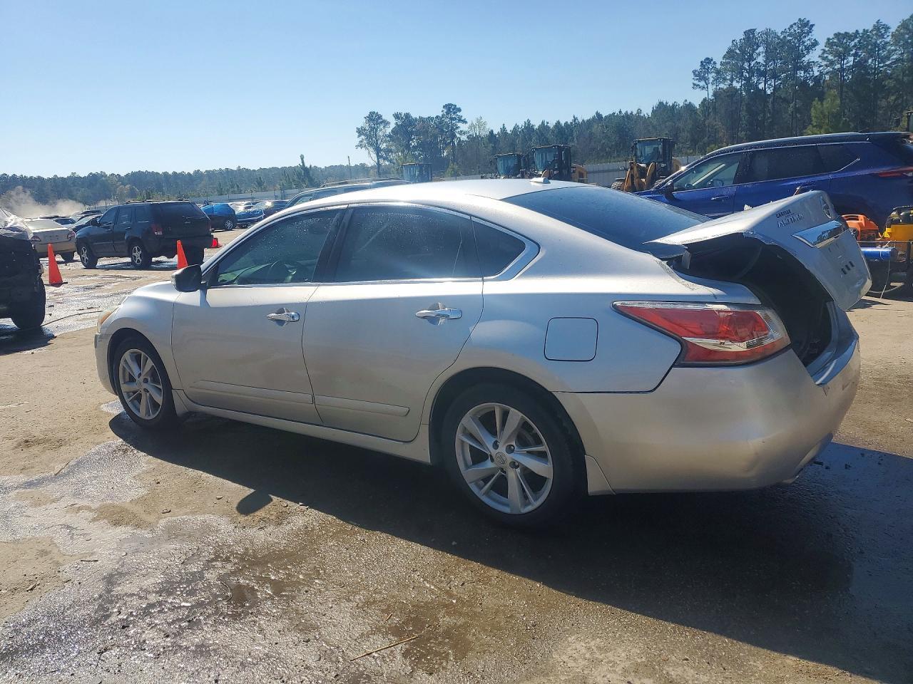 2015 Nissan Altima 2.5 Sv - Фото 2