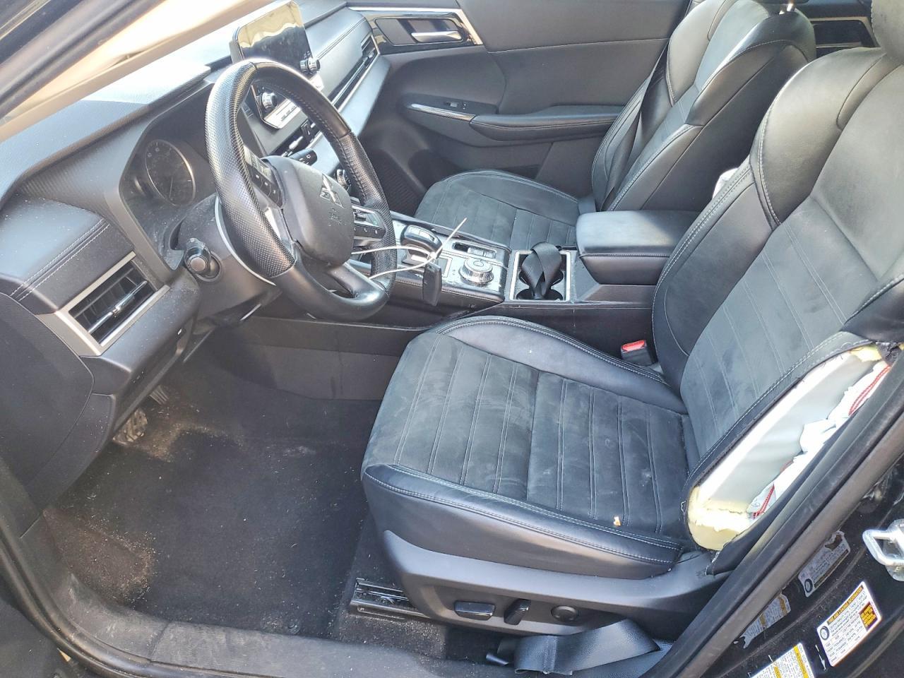 2022 Mitsubishi Outlander Se - Image 7