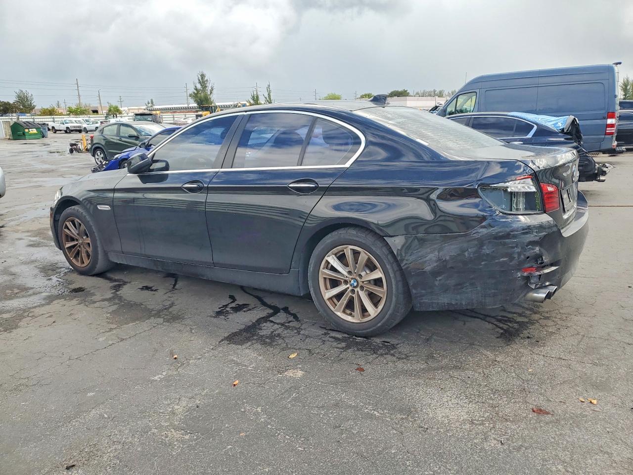 2016 BMW 528 I - Image 2