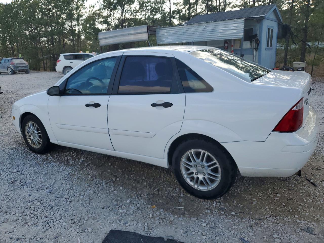 2005 Ford Focus Zx4 - Фото 2