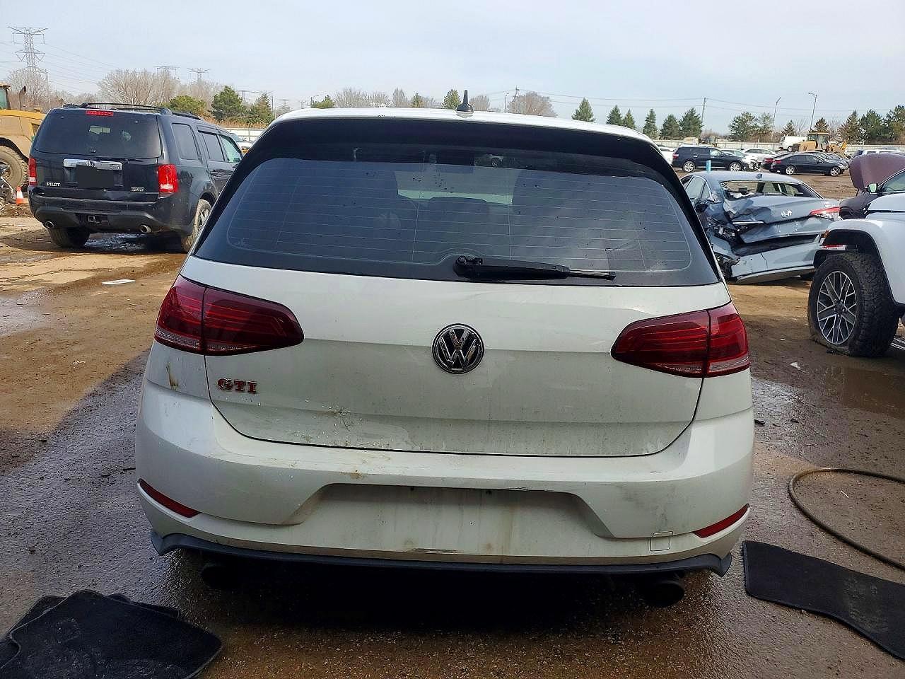2019 Volkswagen Gti S - Image 6