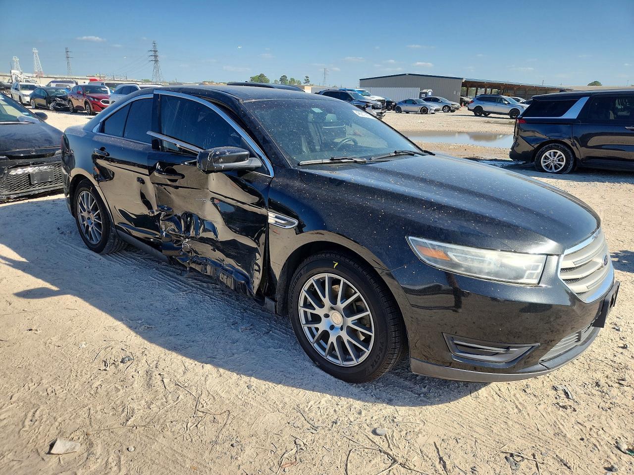 2015 Ford Taurus Sel - Фото 4