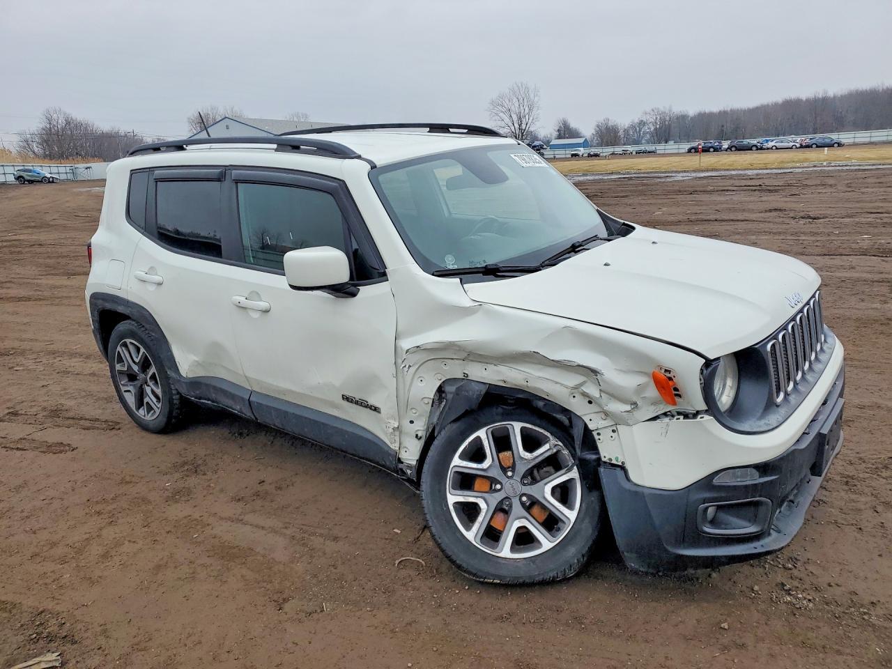 2017 Jeep Renegade Latitude - Image 4