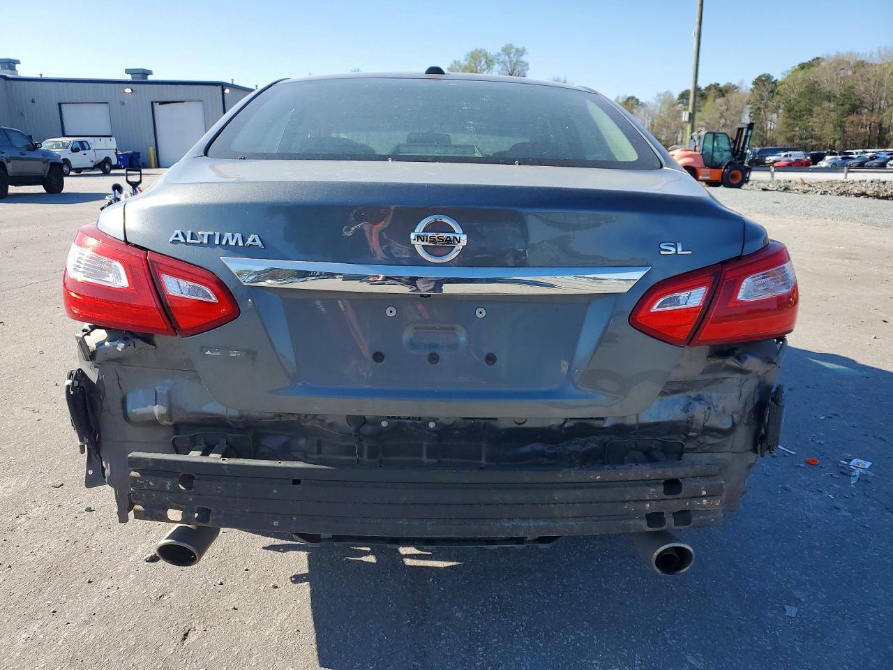 2017 Nissan Altima 2.5 Sl - Image 6