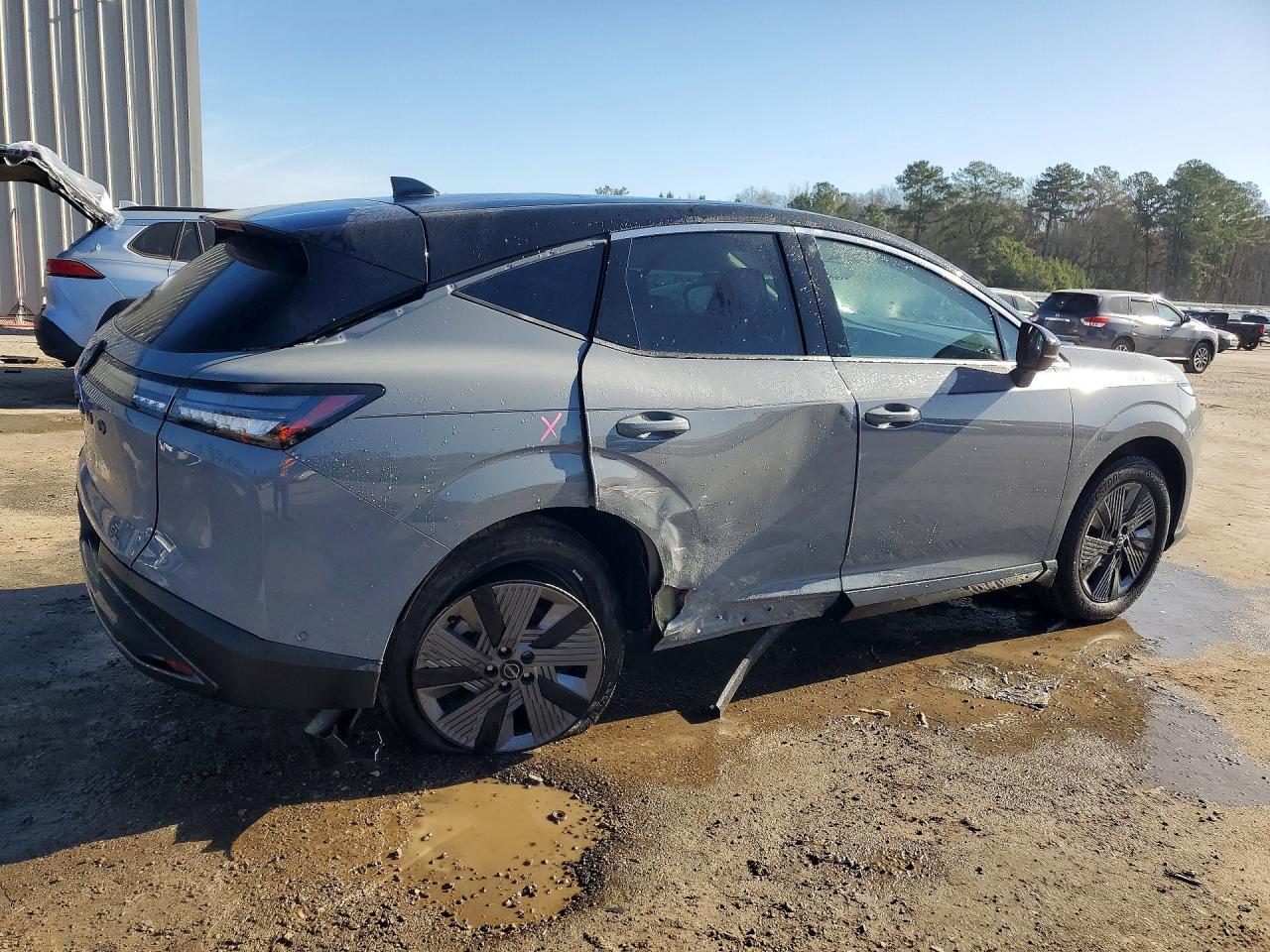 2025 Nissan Murano Sl - Image 3