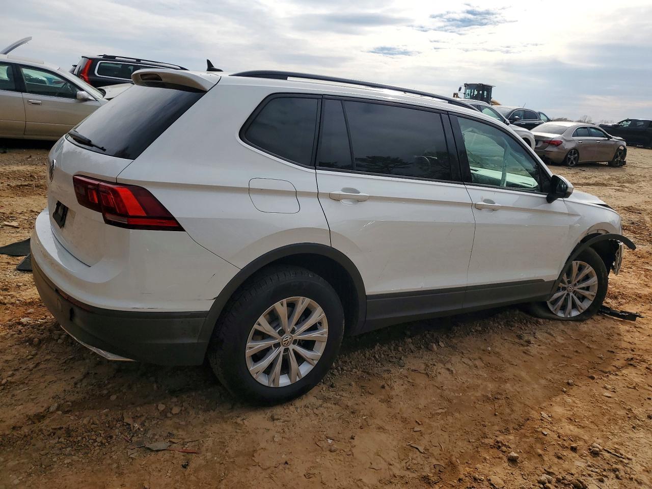 2020 Volkswagen Tiguan S - Image 3
