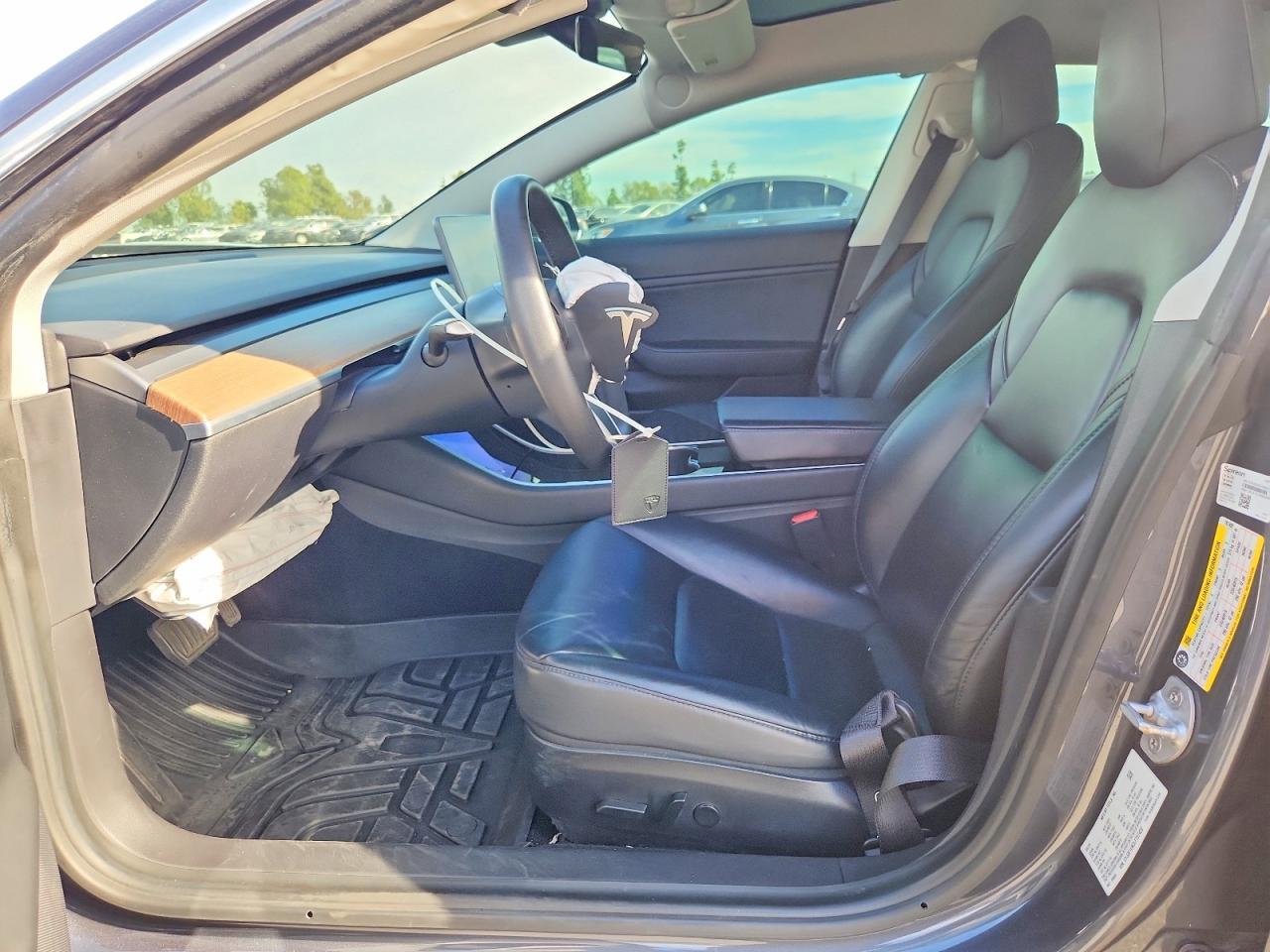 2020 Tesla Model 3 - Image 7