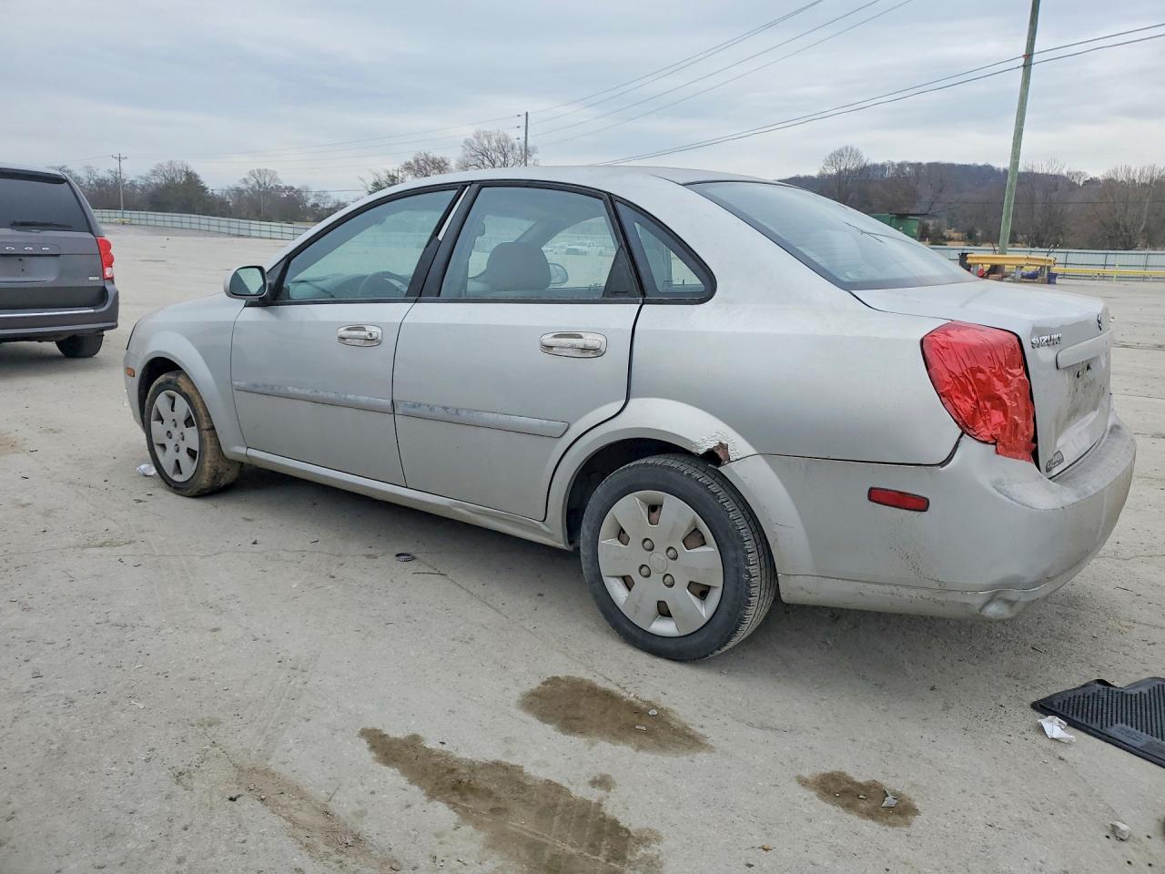2008 Suzuki Forenza Base - Фото 2