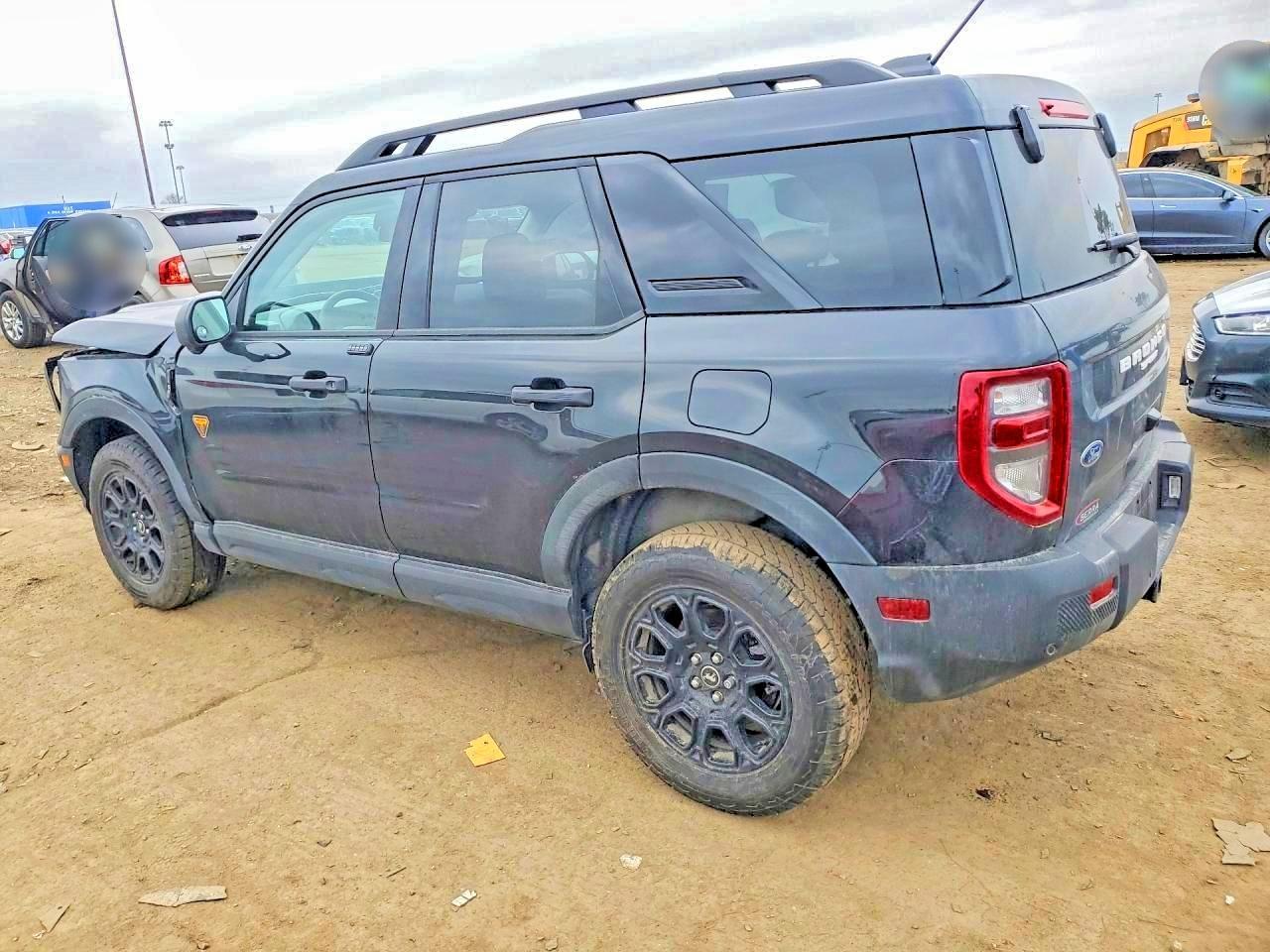 2025 Ford Bronco Sport Badlands - Фото 2
