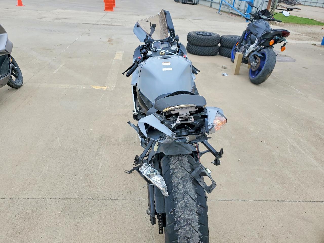 2022 Suzuki Gsx-R600 - Image 4