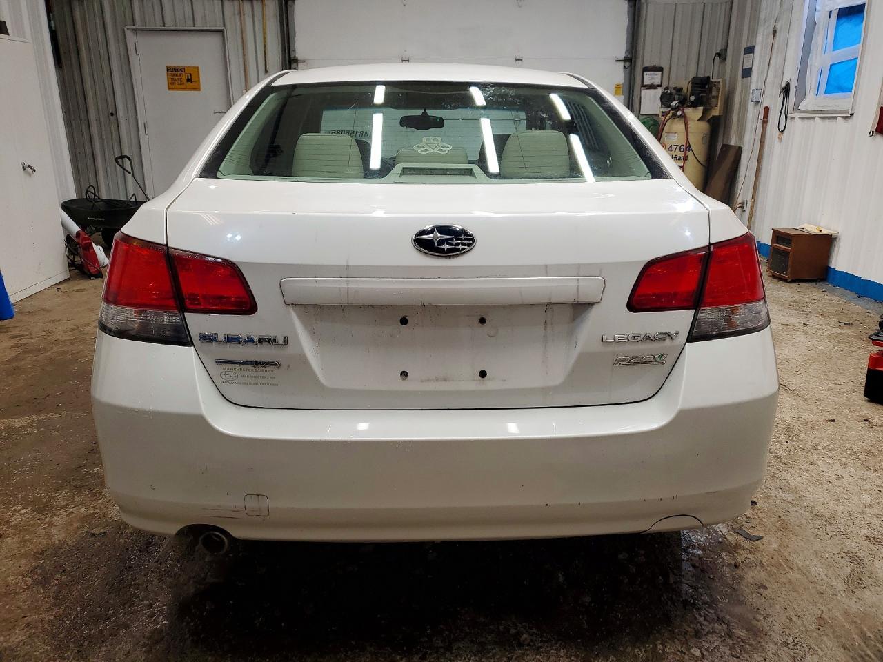 2012 Subaru Legacy - Image 6