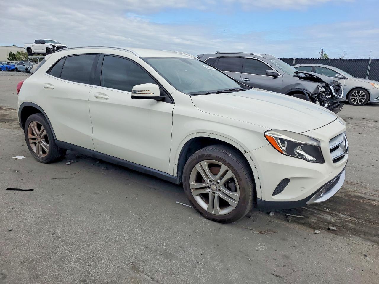 2015 Mercedes-Benz Gla 250 4Matic - Фото 4