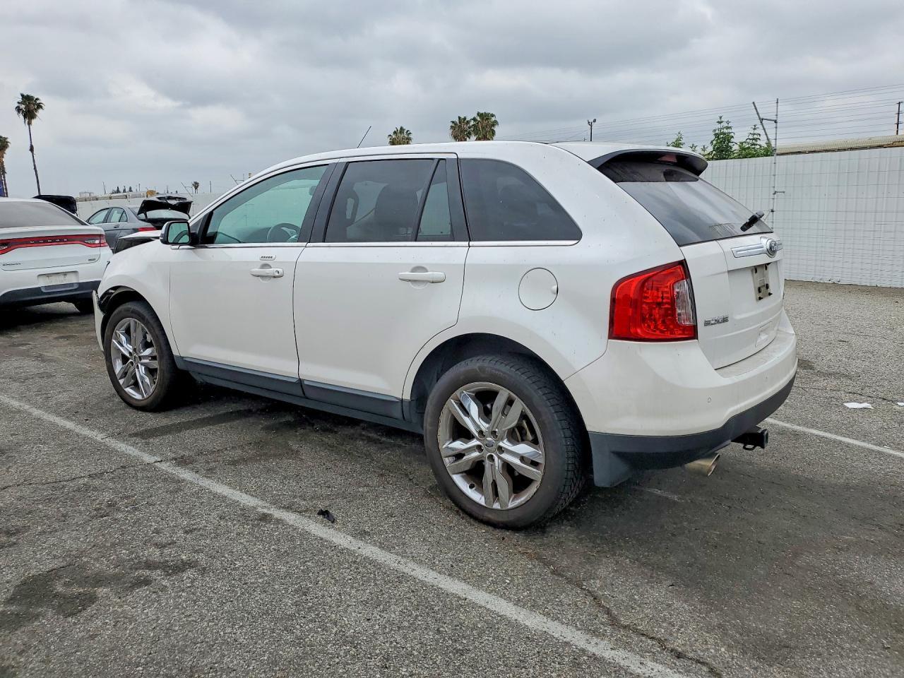 2013 Ford Edge Limited - Image 2