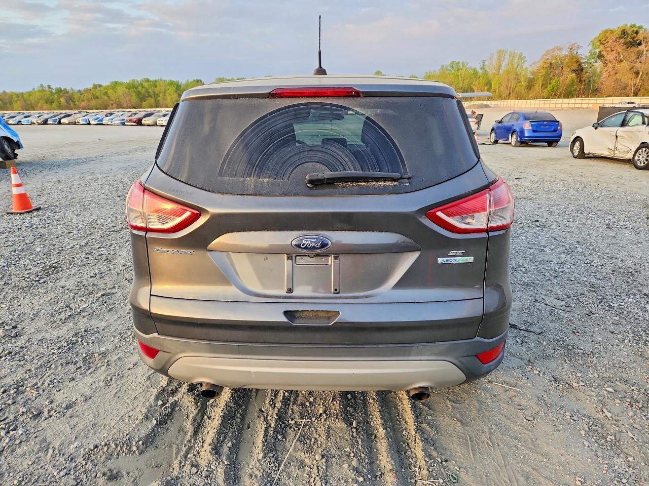 2015 Ford Escape Se - Фото 6