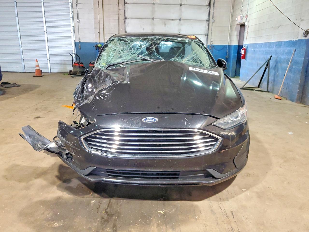 2020 Ford Fusion Se - Фото 5