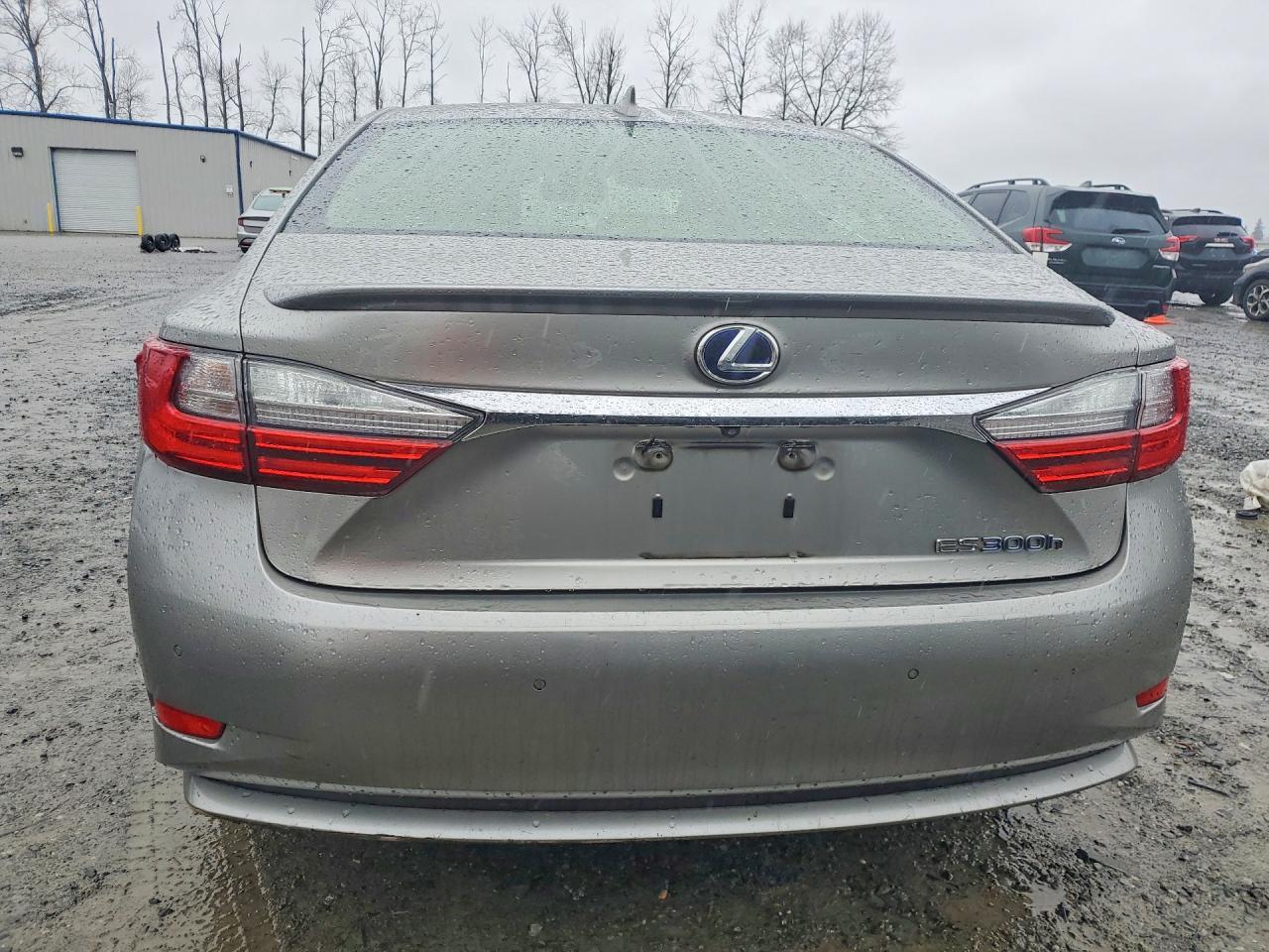 2017 Lexus Es 300H Base - Фото 6