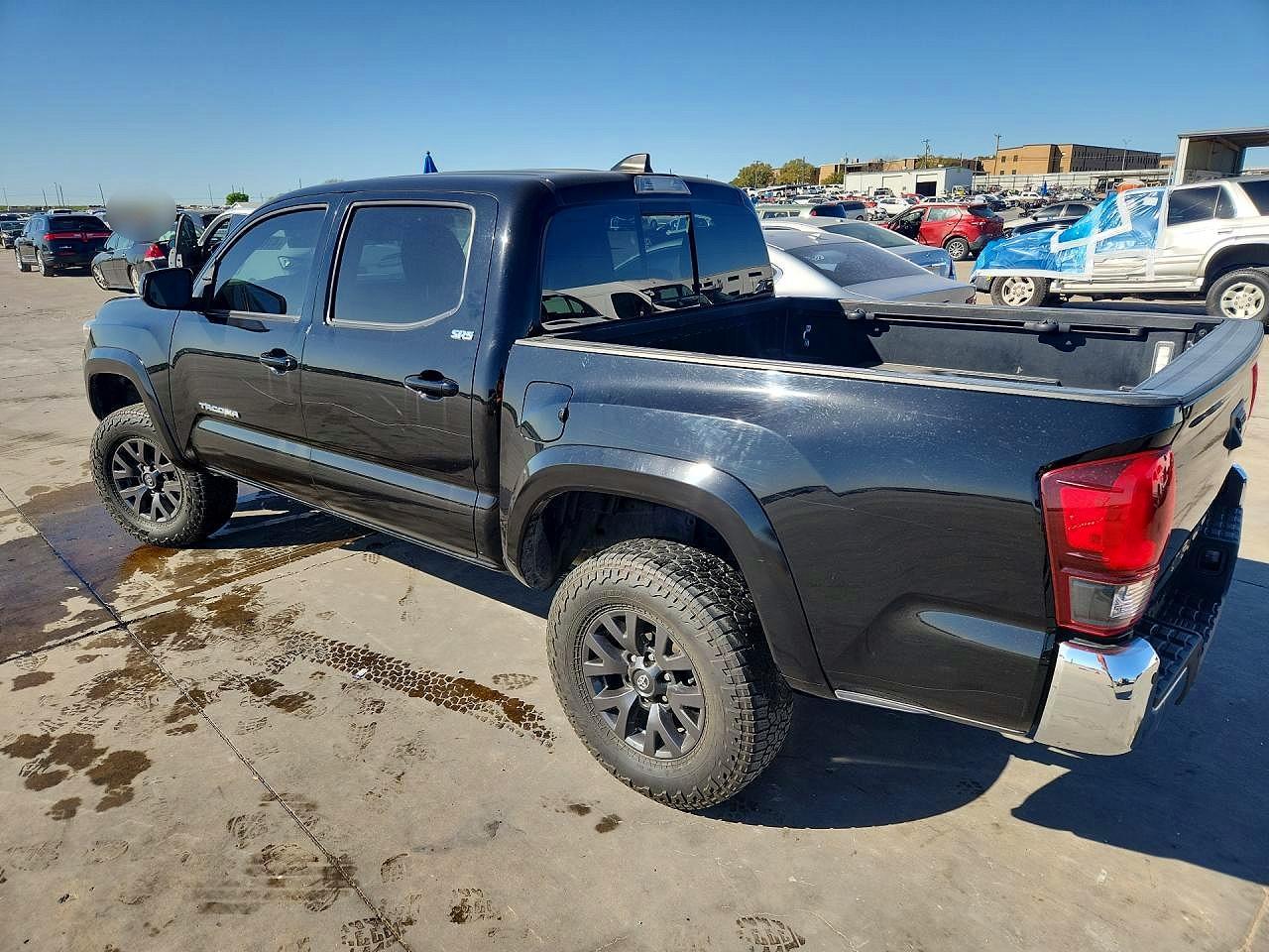 2023 Toyota Tacoma Sr5 V6 - Image 2