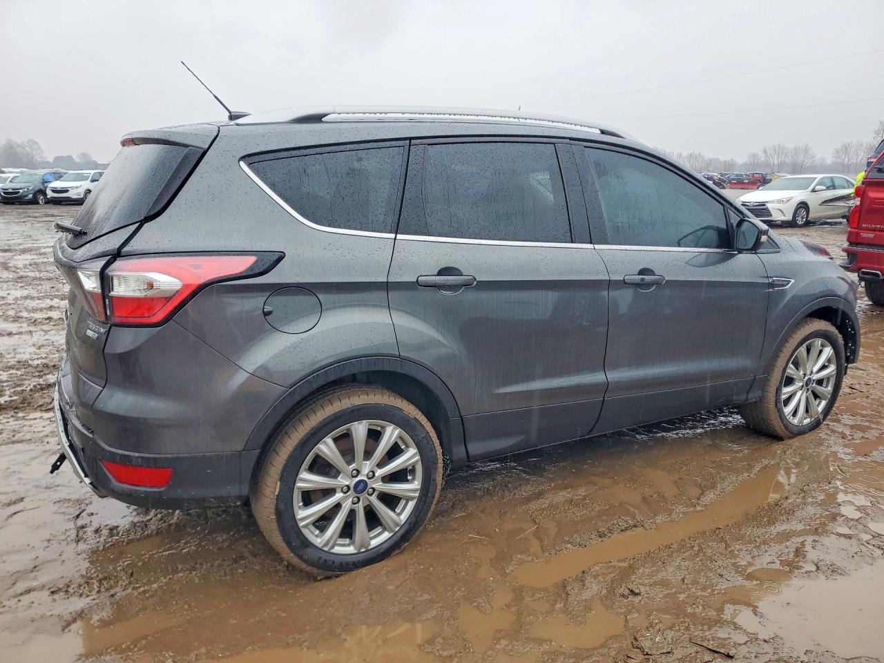 2017 Ford Escape Titanium - Фото 3