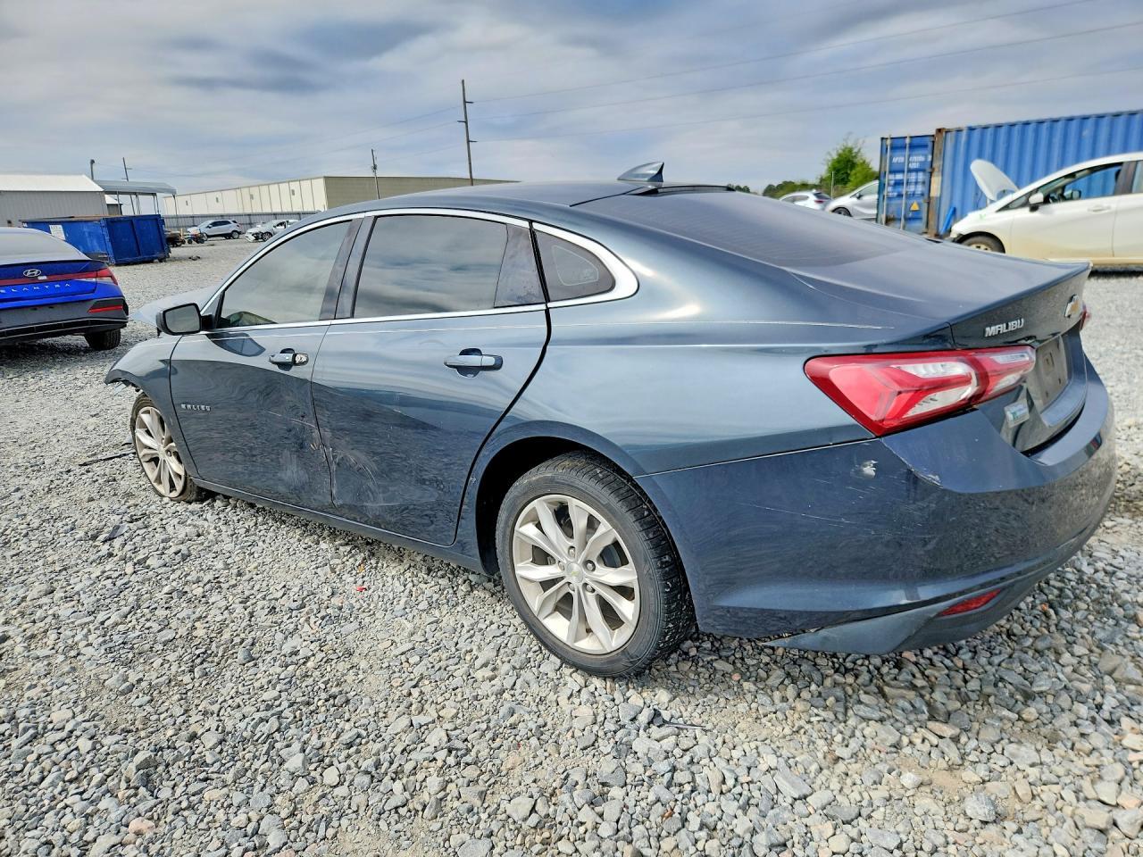 2019 Chevrolet Malibu Lt - Image 2