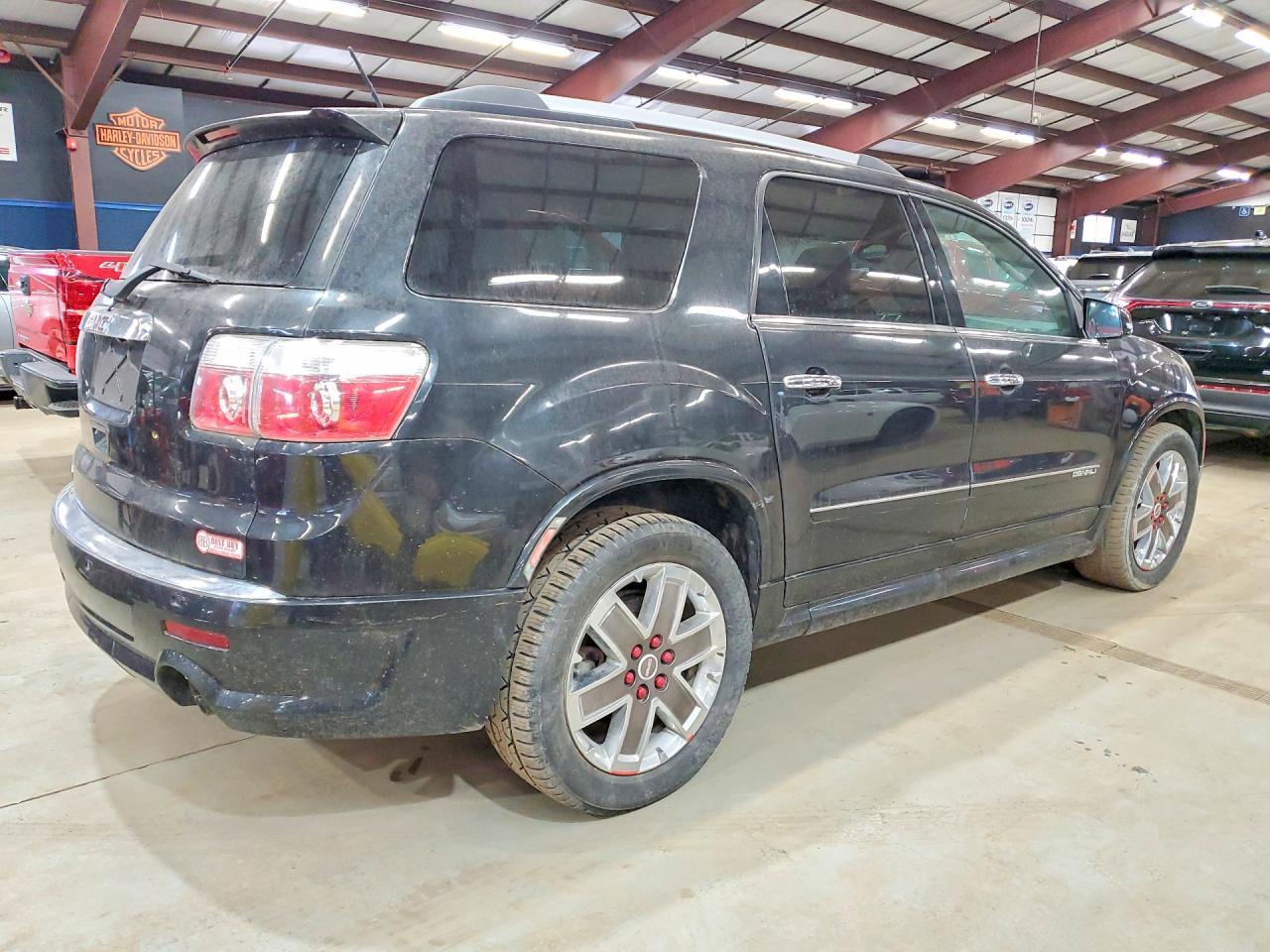 2012 GMC Acadia Denali - Image 3