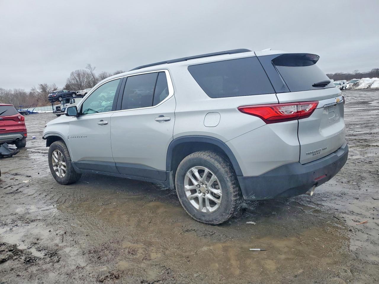 2019 Chevrolet Traverse Lt - Image 2