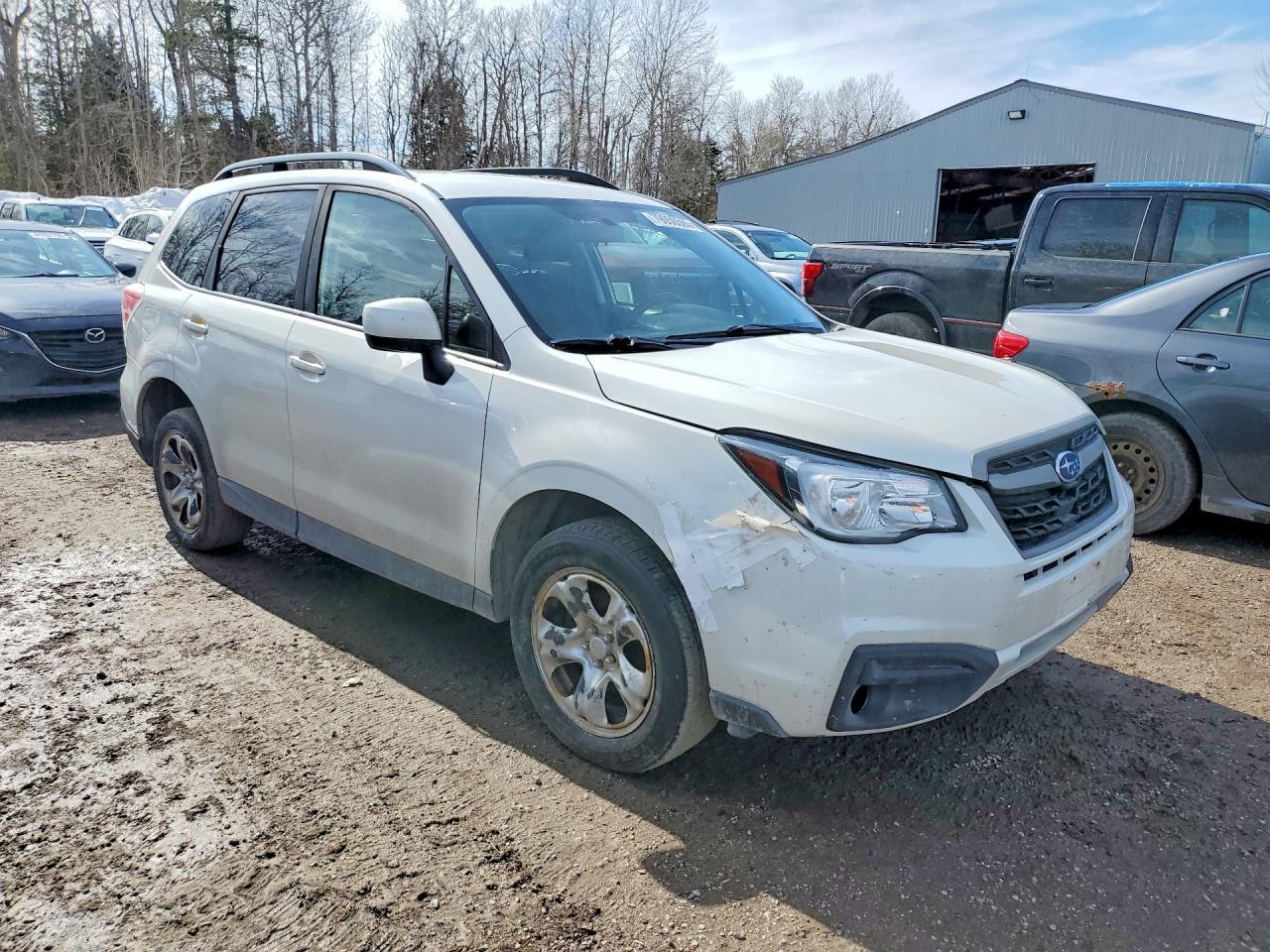 2017 Subaru Forester 2.5I - Image 4