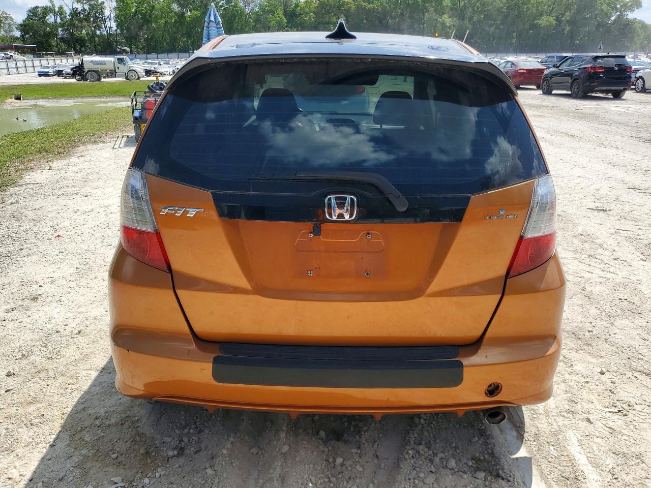 2011 Honda Fit Sport - Image 6