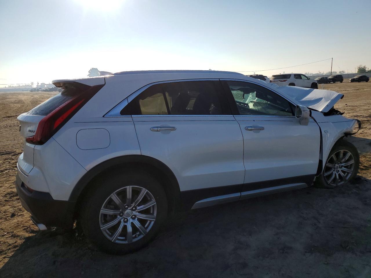 2019 Cadillac Xt4 Premium Luxury - Фото 3