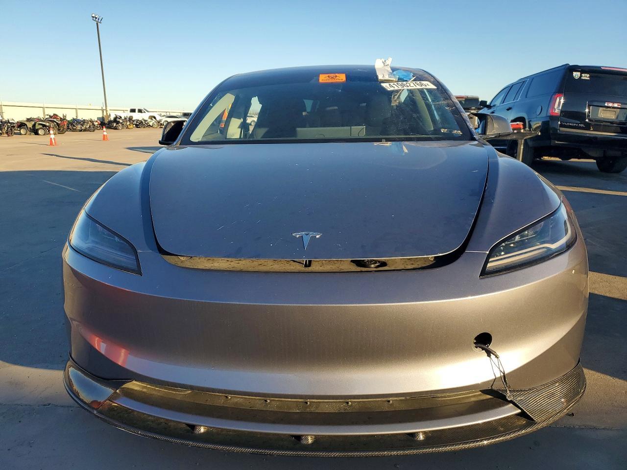 2025 Tesla Model 3 - Image 5