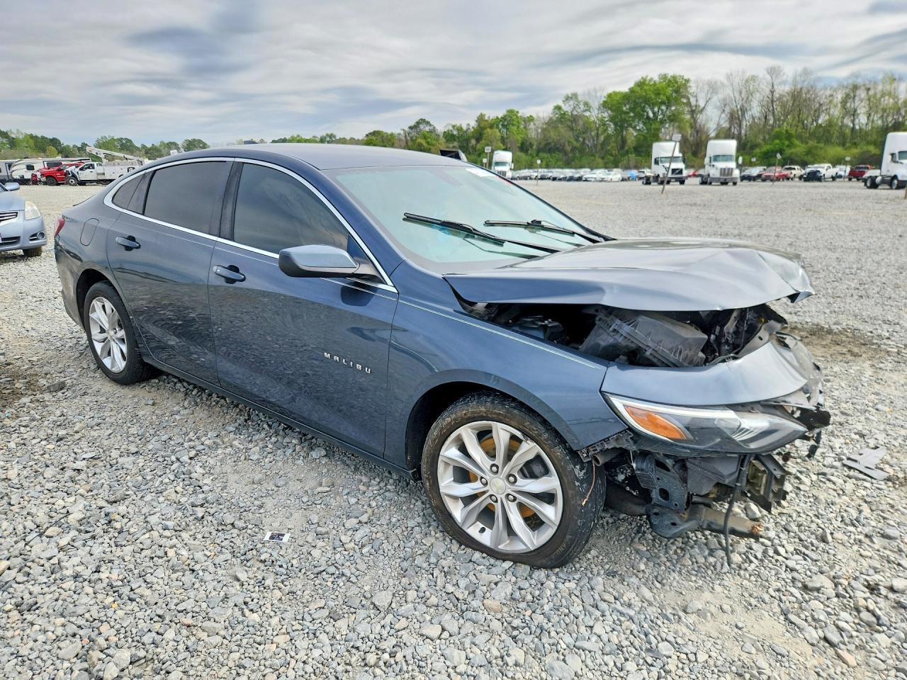 2019 Chevrolet Malibu Lt - Image 4