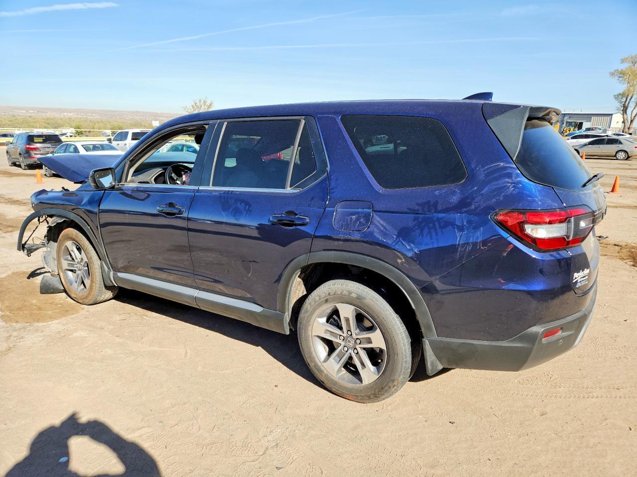 2023 Honda Pilot Exl - Image 2