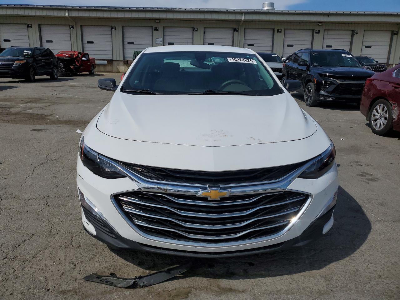 2020 Chevrolet Malibu Ls - Фото 5
