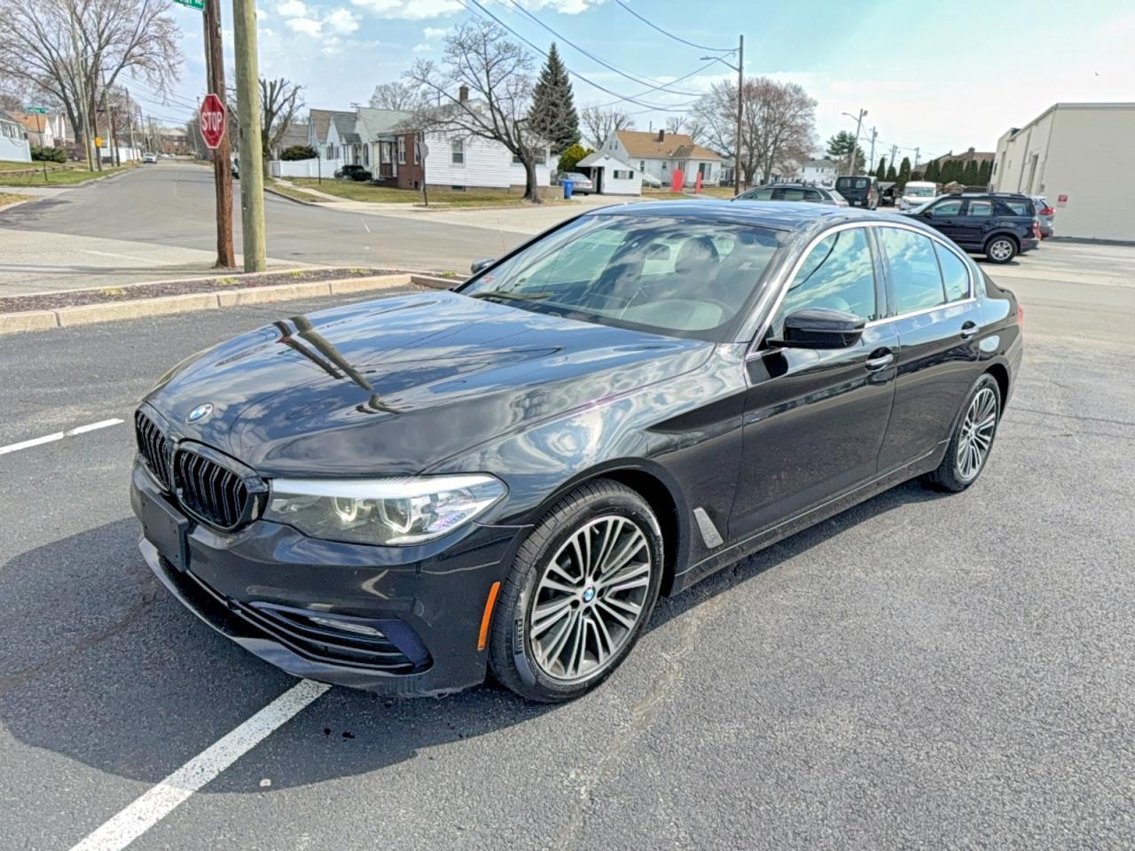 2018 BMW 530 Xi - Фото 2